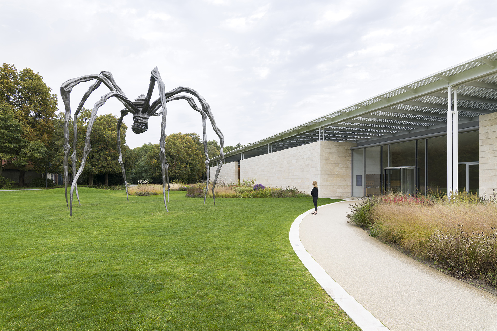 louise-bourgeois-to-unravel-a-torment-maman